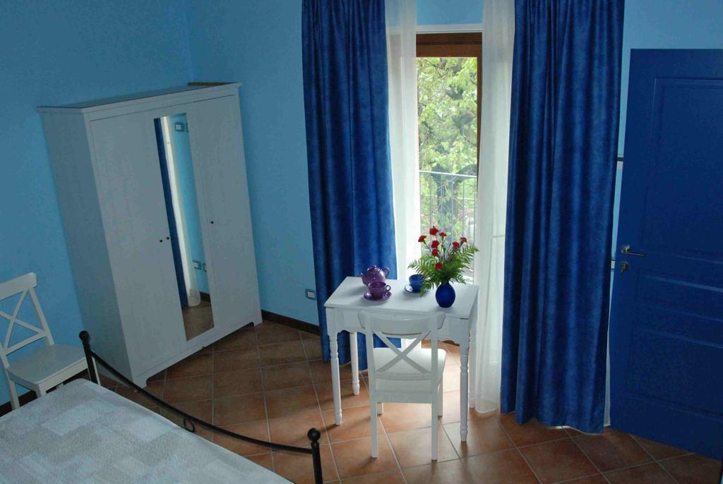B&B La Casa Di Trizzi Como Rom bilde